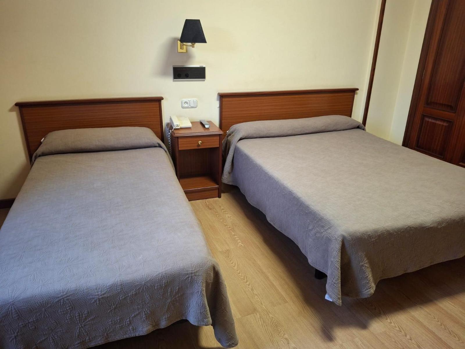 Hotel Capital De Galicia Santiago de Compostela Ngoại thất bức ảnh